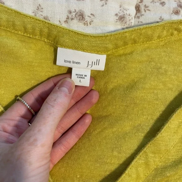 Yellow/Green linen Button-Up Top - Picture 2 of 6